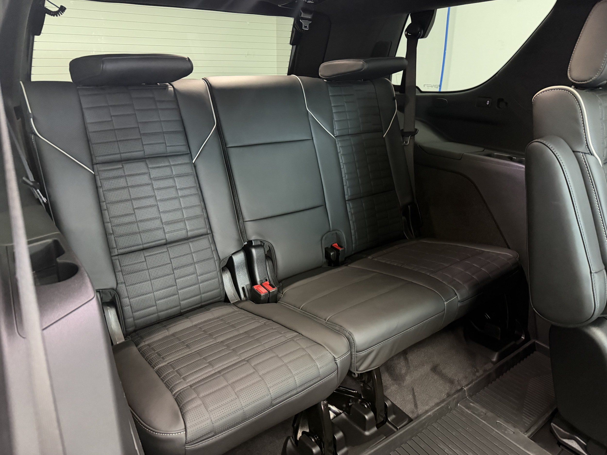 Used 2026 Cadillac Escalade Platinum Sport AWD/4WD image 31
