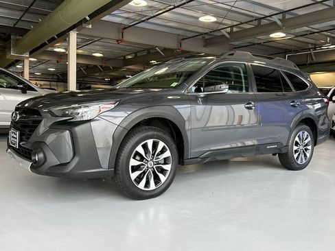 Certified 2023 Subaru Outback Limited AWD/4WD image 5