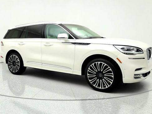 Used 2020 Lincoln Aviator Black Label w/ Dynamic Handling Package AWD/4WD image 3