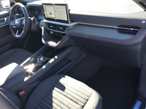 New 2026 Ford Explorer ST-Line w/ ST-Line Street Pack image 45