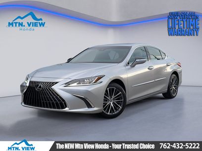 Used 2025 Lexus ES 300h w/ Premium Package