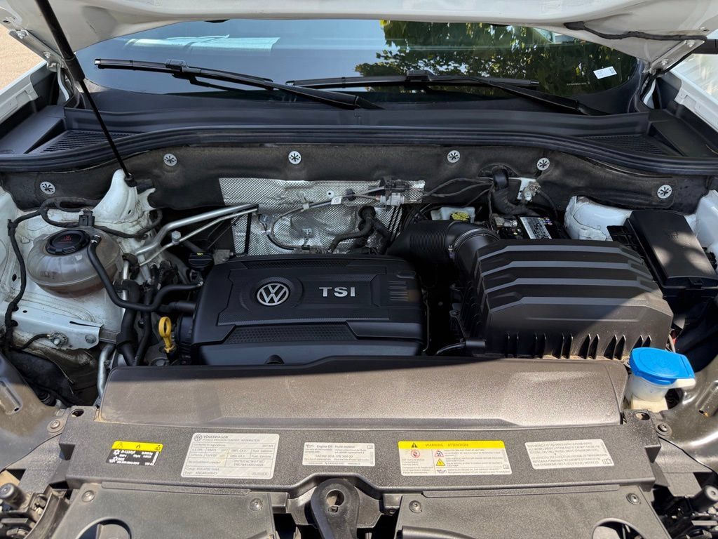 Used 2021 Volkswagen Atlas Cross Sport SE AWD/4WD image 13