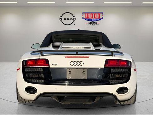 Used 2011 Audi R8 V10 AWD/4WD image 4