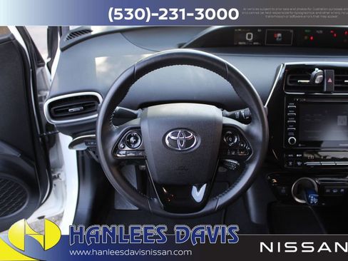 Used 2021 Toyota Prius Prime LE image 15