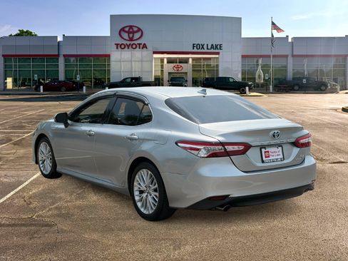 Used 2018 Toyota Camry XLE w/ Audio Package FWD image 3