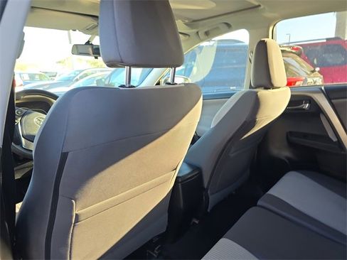 Used 2014 Toyota RAV4 XLE image 11