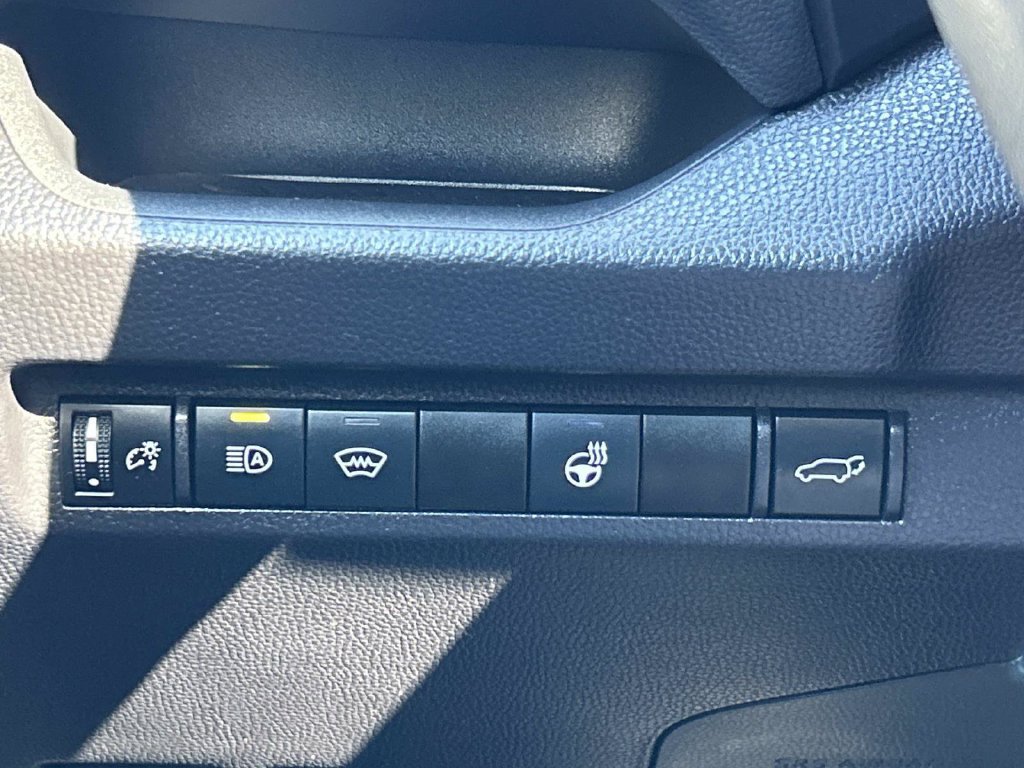 Used 2025 Toyota RAV4 XLE Premium w/ Weather Package FWD image 30