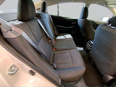 Used 2025 Subaru Legacy Premium AWD/4WD image 20