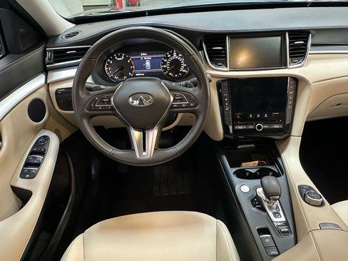 Used 2019 INFINITI QX50 Luxe image 17