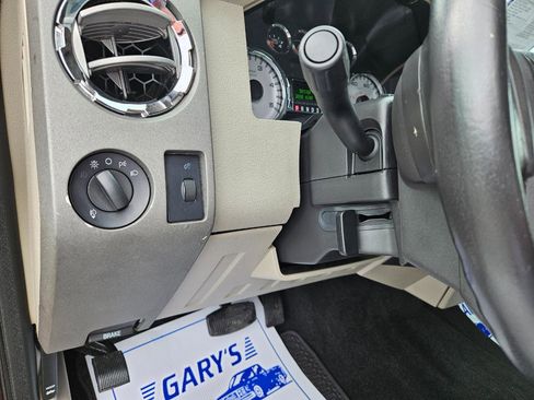 Used 2008 Ford F250 Lariat image 24