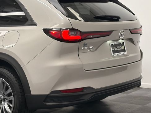 Used 2024 MAZDA CX-90 3.3 Turbo w/ Preferred Package AWD/4WD image 7