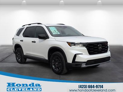 New 2025 Honda Pilot TrailSport