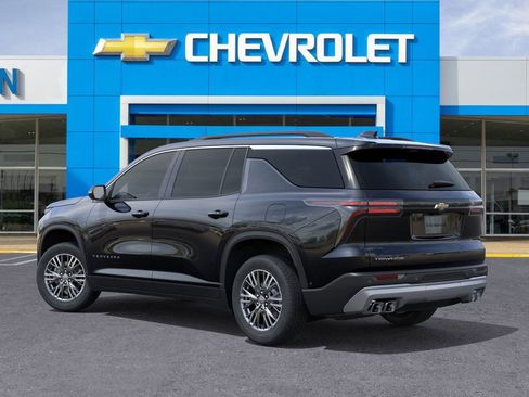 New 2026 Chevrolet Traverse LT image 3
