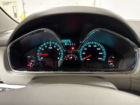 Used 2015 Chevrolet Traverse LS FWD image 12