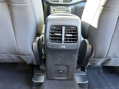 Used 2024 Ford Escape Active image 23