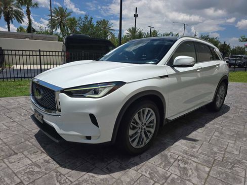 Used 2023 INFINITI QX50 Luxe FWD image 7