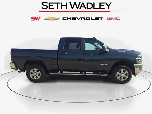 Used 2026 RAM 2500 Big Horn AWD/4WD image 8