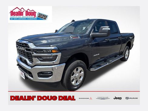 Used 2026 RAM 2500 Big Horn AWD/4WD image 1