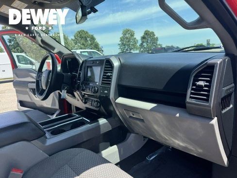 Used 2018 Ford F150 XLT w/ Equipment Group 302A Luxury AWD/4WD image 33