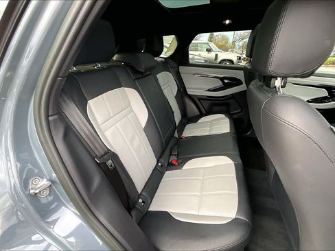 Used 2023 Land Rover Range Rover Evoque R-Dynamic SE AWD/4WD image 29