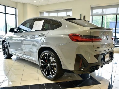 Used 2022 BMW X4 M40i AWD/4WD image 4