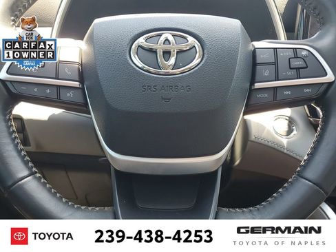 Used 2023 Toyota Highlander XLE FWD image 24
