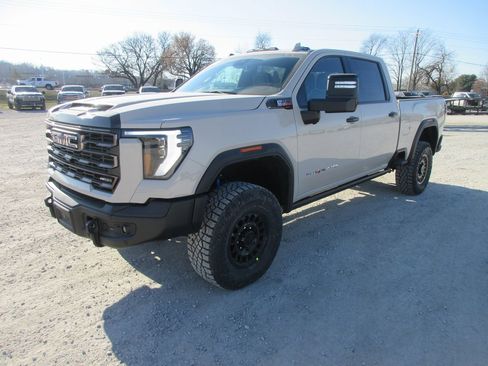 New 2026 GMC Sierra 2500 AT4X w/ AT4X AEV Edition image 11