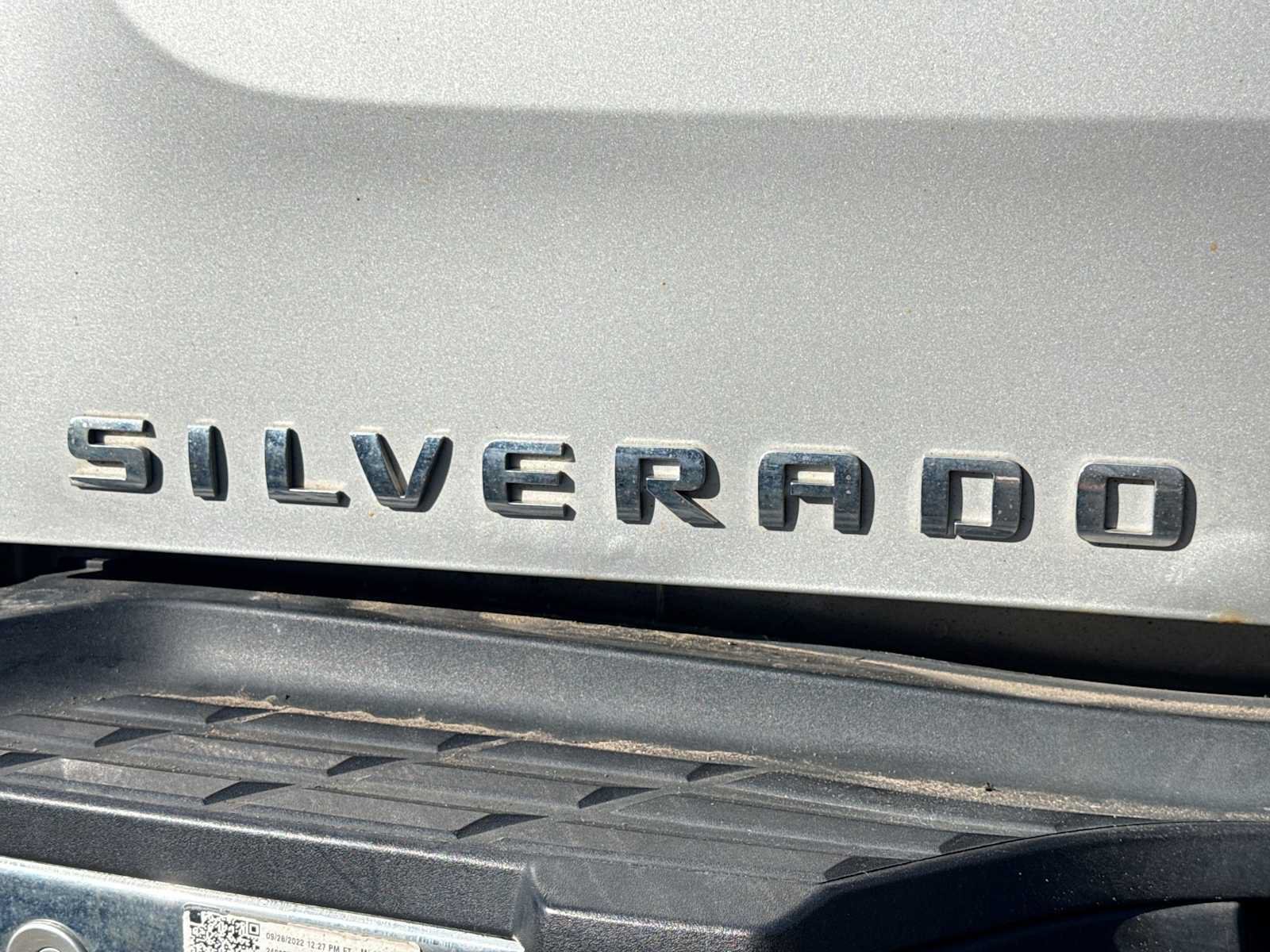 Used 2011 Chevrolet Silverado 2500 LTZ w/ LTZ Plus Package AWD/4WD image 12
