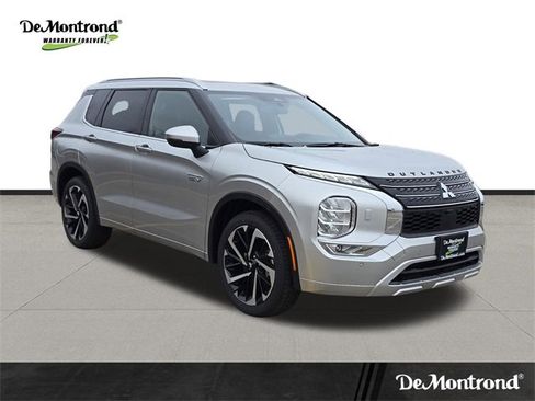 New 2025 Mitsubishi Outlander SEL image 7