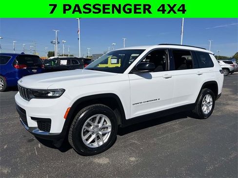 Certified 2023 Jeep Grand Cherokee L Laredo image 3