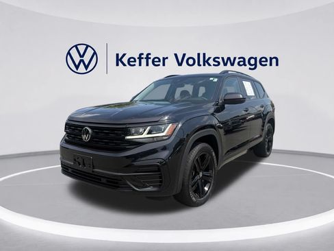 Used 2023 Volkswagen Atlas SEL R-Line AWD/4WD image 1