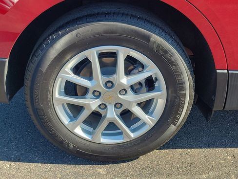 Certified 2023 Chevrolet Equinox LT FWD image 33