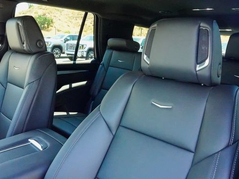 New 2026 Cadillac Escalade 4WD image 13