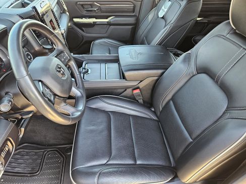 Used 2023 RAM 1500 Limited w/ Body Color Bumper Group AWD/4WD image 5