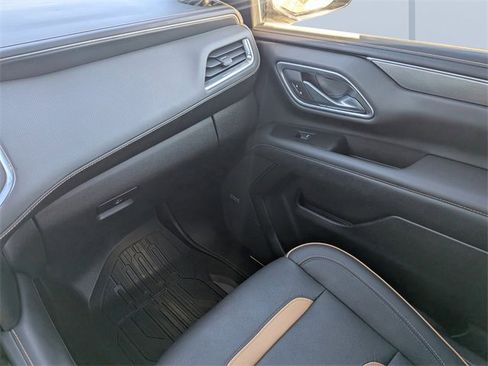 Used 2021 GMC Yukon AT4 image 18
