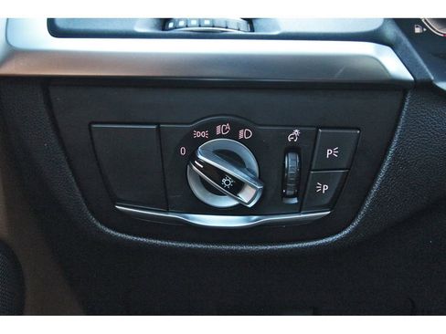 Used 2023 BMW X3 sDrive30i w/ Convenience Package RWD image 23