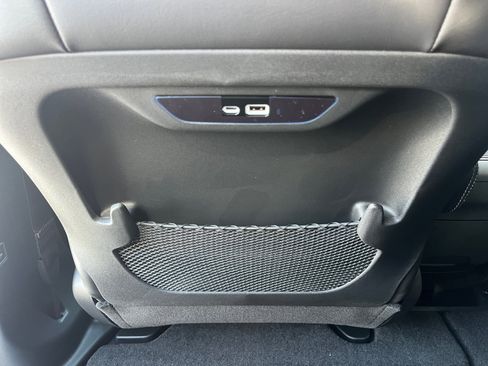 New 2026 Chrysler Pacifica Limited image 27