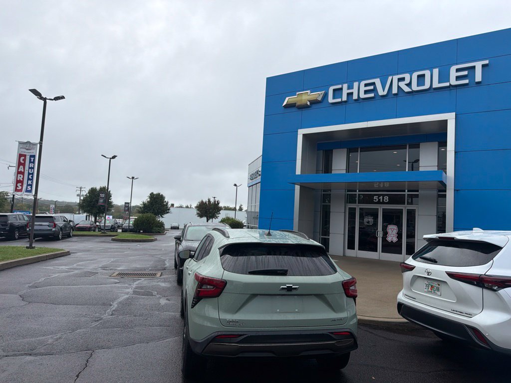 Certified 2024 Chevrolet Trax ACTIV w/ Driver Confidence Package FWD image 8