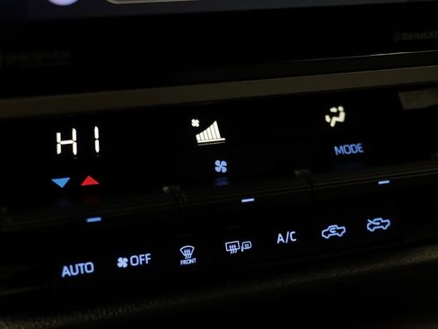 Used 2022 Toyota Tundra SR5 image 11