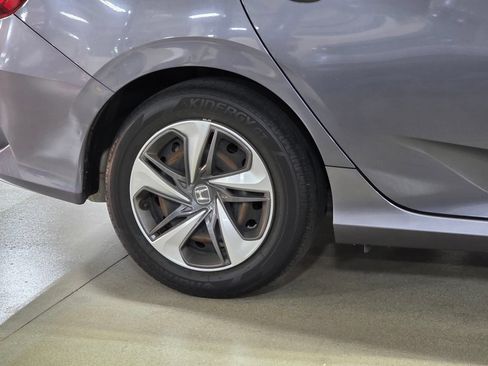 Used 2019 Honda Civic LX image 9