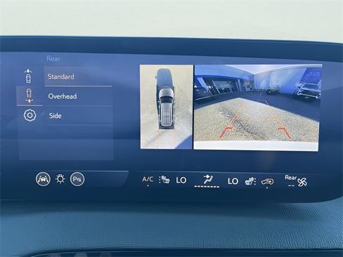 Used 2025 Buick Enclave Preferred image 27