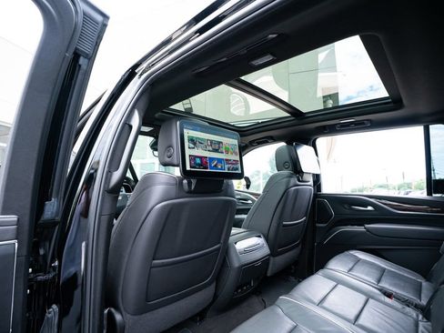 Used 2024 Cadillac Escalade ESV Premium Luxury w/ LPO, Floor Liner Package RWD image 44
