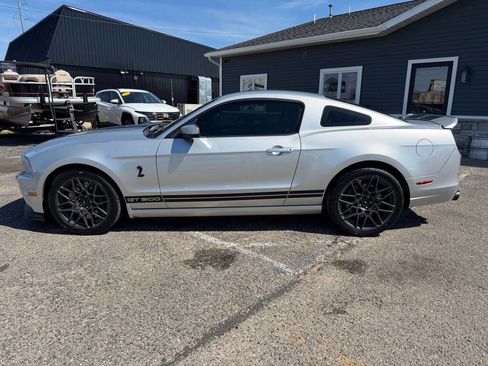 Used 2014 Ford Mustang Shelby GT500 w/ Equipment Group 821A RWD image 2
