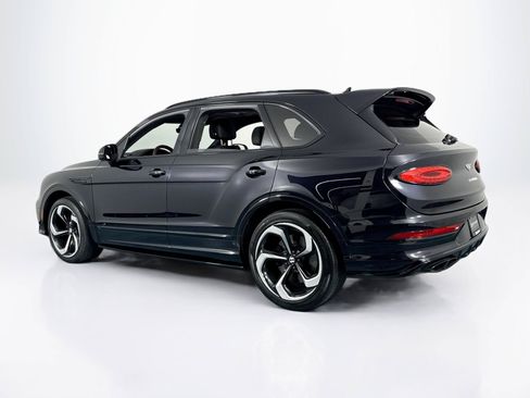 Used 2022 Bentley Bentayga AWD/4WD image 4