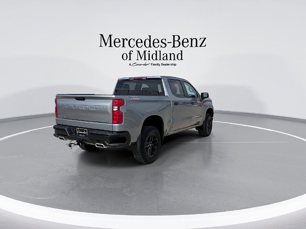 Used 2025 Chevrolet Silverado 1500 Custom Trail Boss AWD/4WD image 8