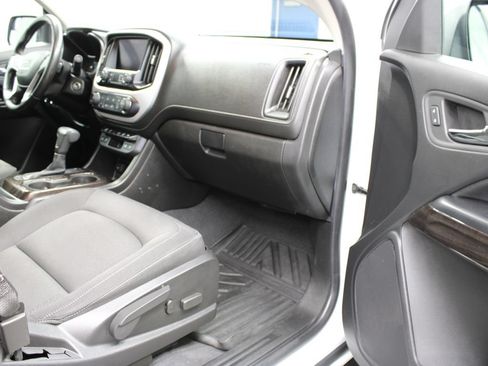 Used 2020 GMC Canyon SLE w/ Driver Alert Package AWD/4WD image 28