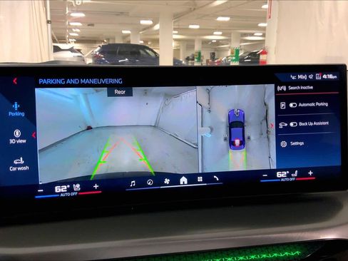 Used 2025 BMW M240i xDrive Coupe image 27