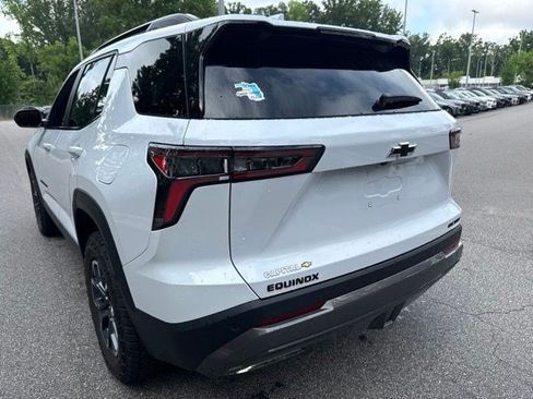 Used 2026 Chevrolet Equinox ACTIV w/ Convenience Package III FWD image 7