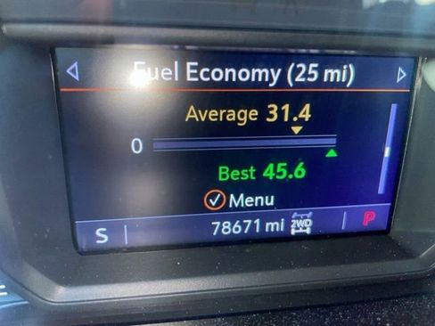 Used 2021 GMC Sierra 1500 Elevation w/ Preferred Package AWD/4WD image 9