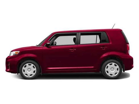 Used 2014 Scion xB FWD image 3